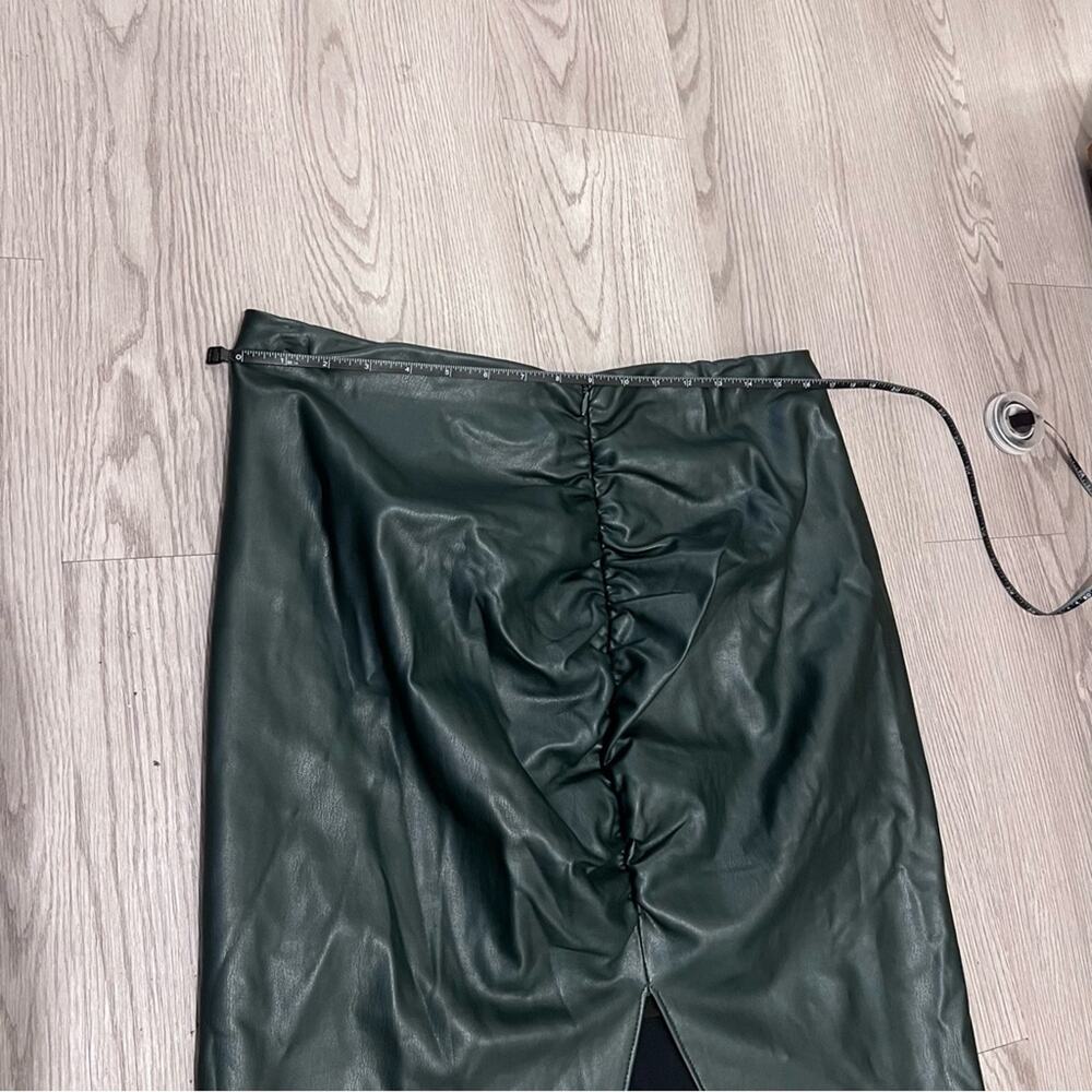 NWT Veronica Beard Women’s Ari Emerald Green Faux Leather Ruched Pencil Skirt 12 - Picture 14 of 16
